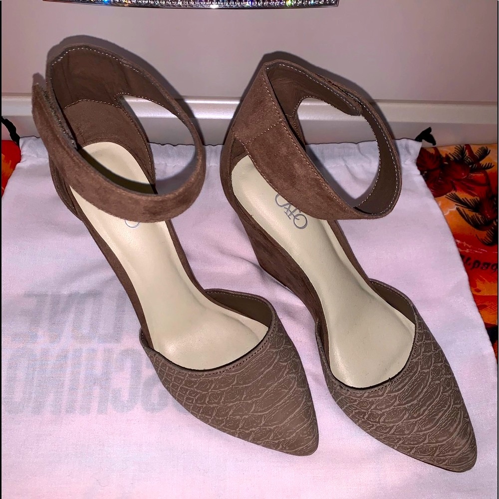 🏷 2/$5, 3/$7, 4/$9 - Cato wedges